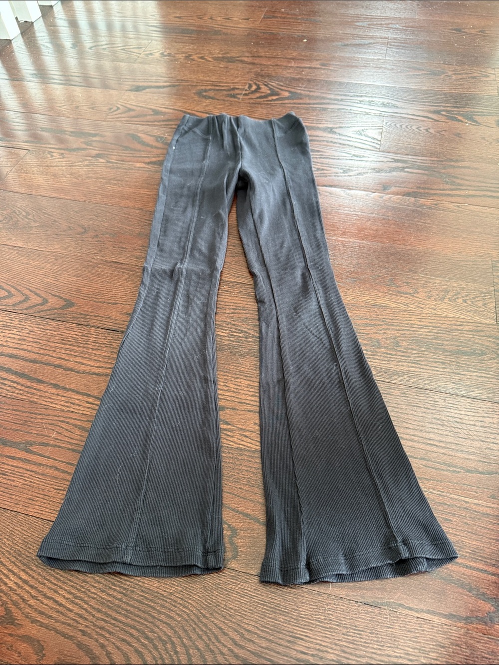 Zara Black Flared Ribbed Leggings